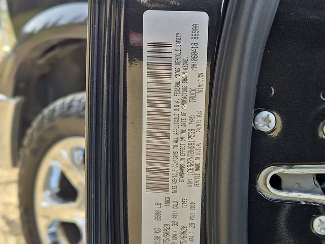 Used 2017 RAM 1500 Laramie w/ Convenience Group image 28