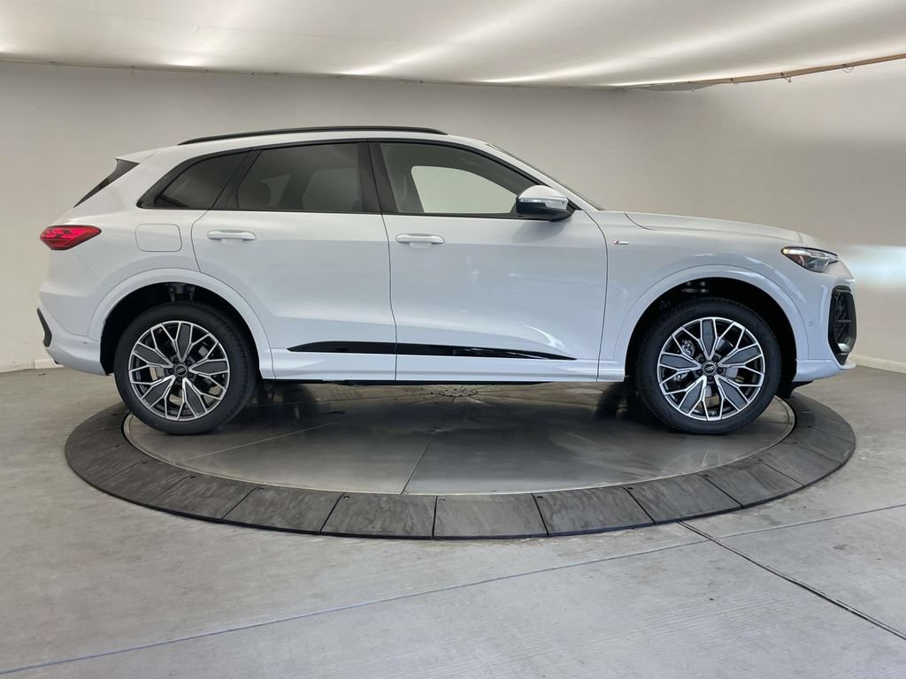 New 2026 Audi Q5 Premium Plus AWD/4WD image 8