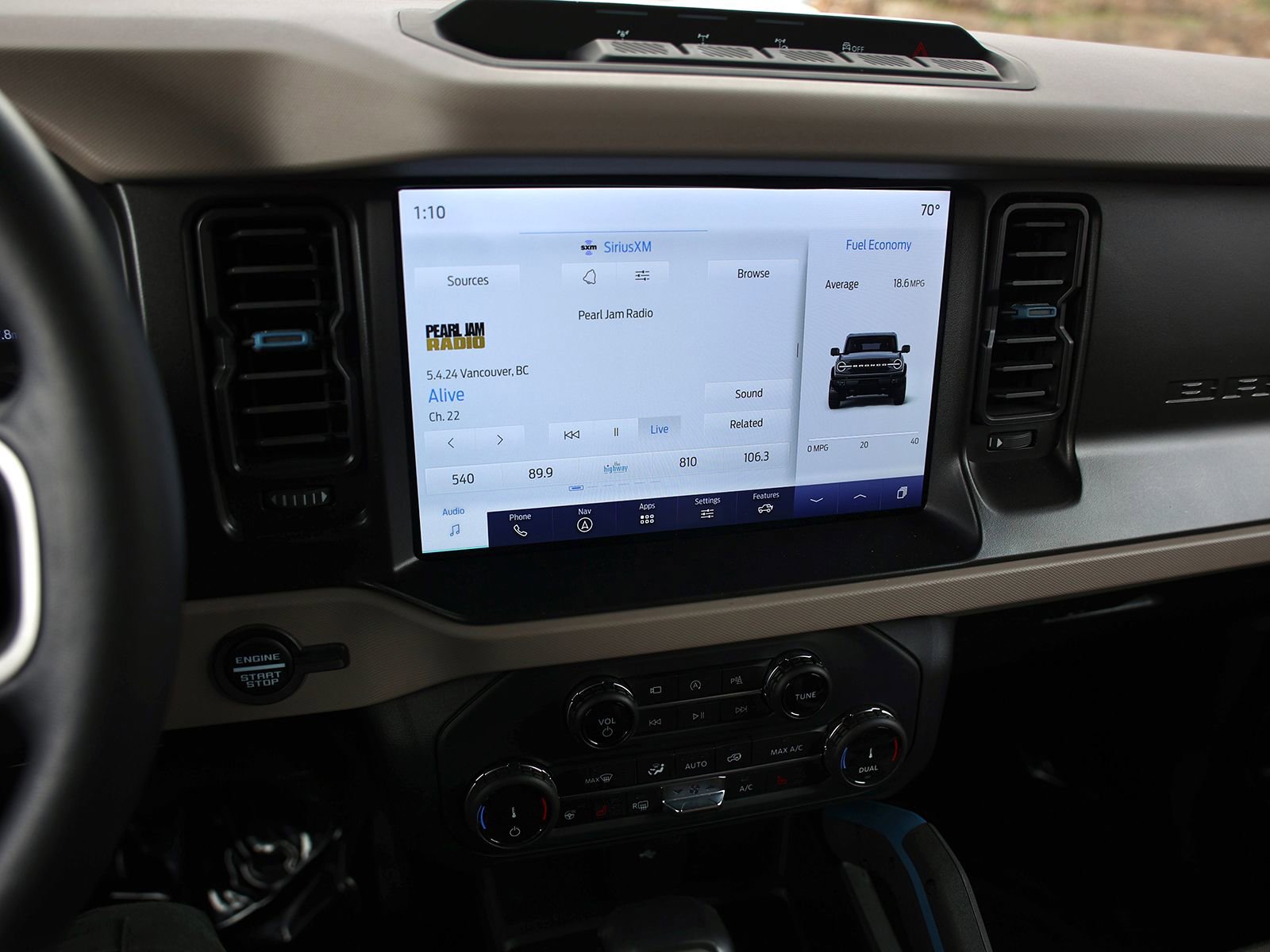 Used 2022 Ford Bronco Wildtrak image 24