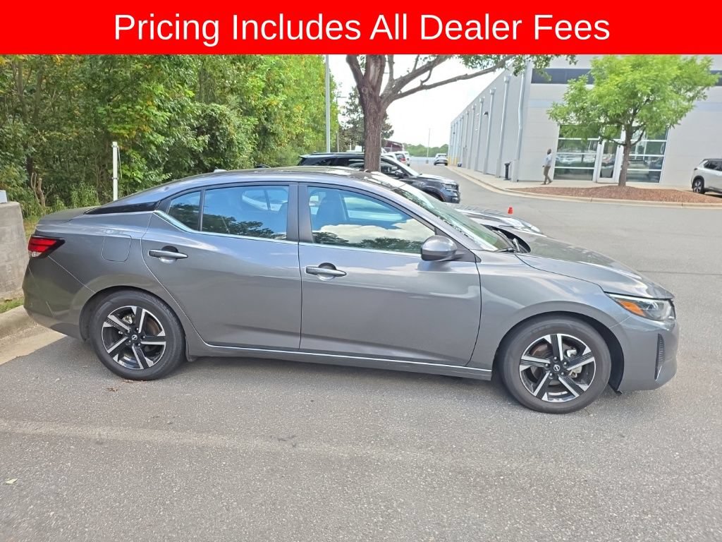 Used 2025 Nissan Sentra SV FWD image 8