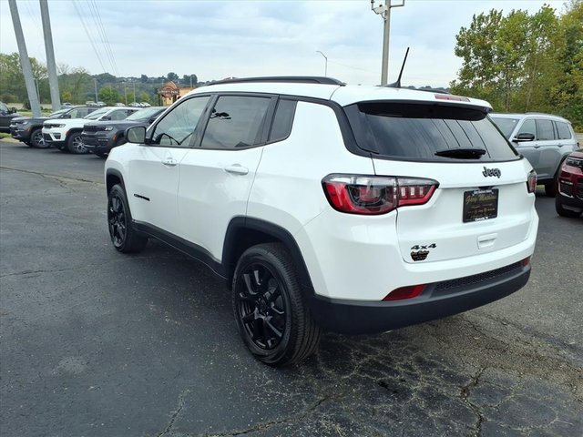 New 2026 Jeep Compass Latitude image 4