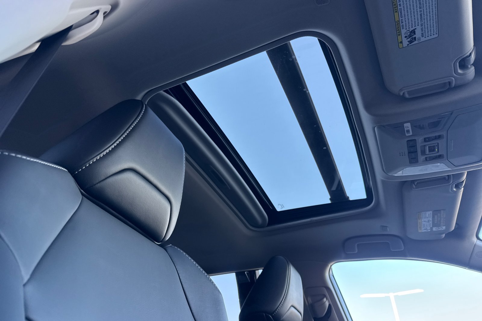 Used 2025 Toyota RAV4 XLE Premium w/ Weather Package FWD image 18