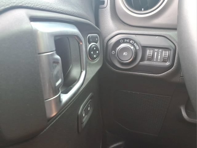 Used 2020 Jeep Wrangler Unlimited Sport AWD/4WD image 26