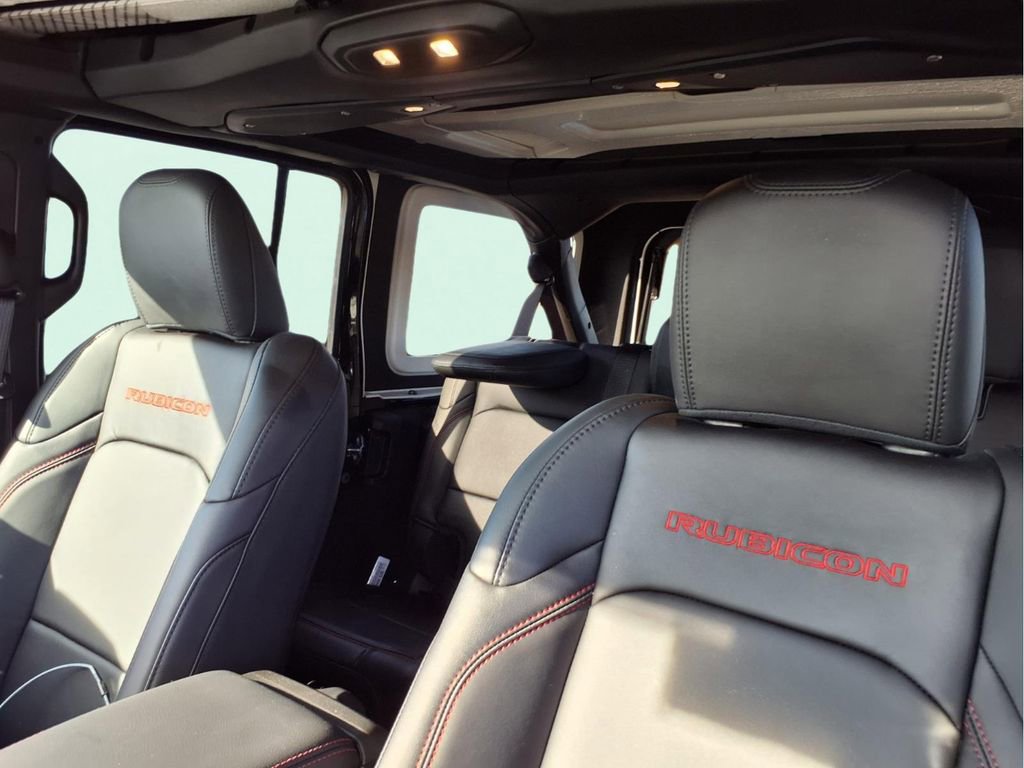 New 2025 Jeep Wrangler Unlimited Rubicon w/ Safety Group AWD/4WD image 18