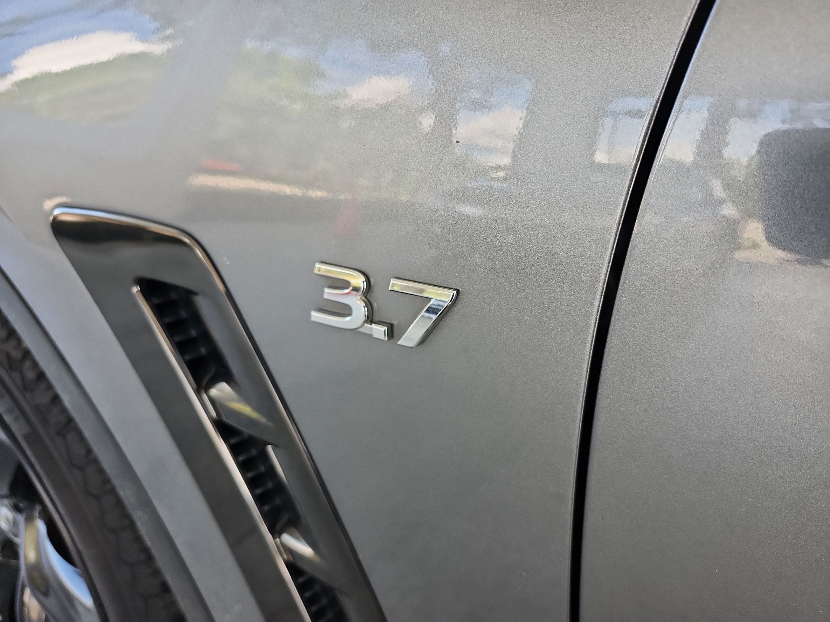 Used 2016 INFINITI QX70 2WD w/ Premium Package image 29