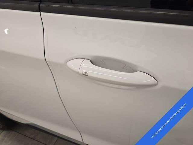 Used 2020 Chevrolet Bolt LT FWD image 9