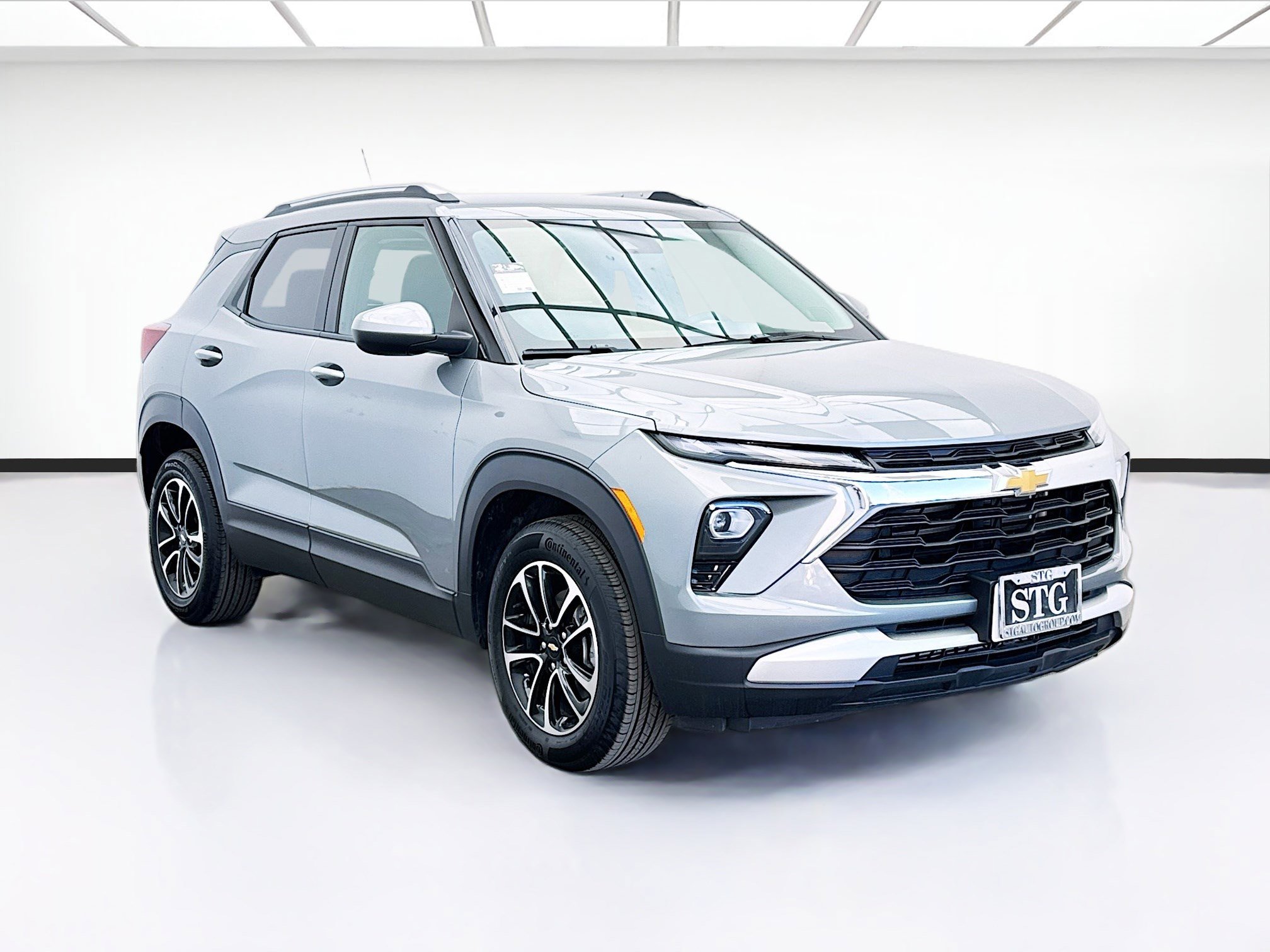 Used 2024 Chevrolet TrailBlazer LT FWD image 3