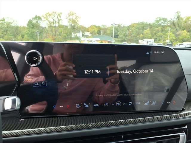 New 2026 Chevrolet Traverse High Country w/ LPO, Floor Liner Package image 14