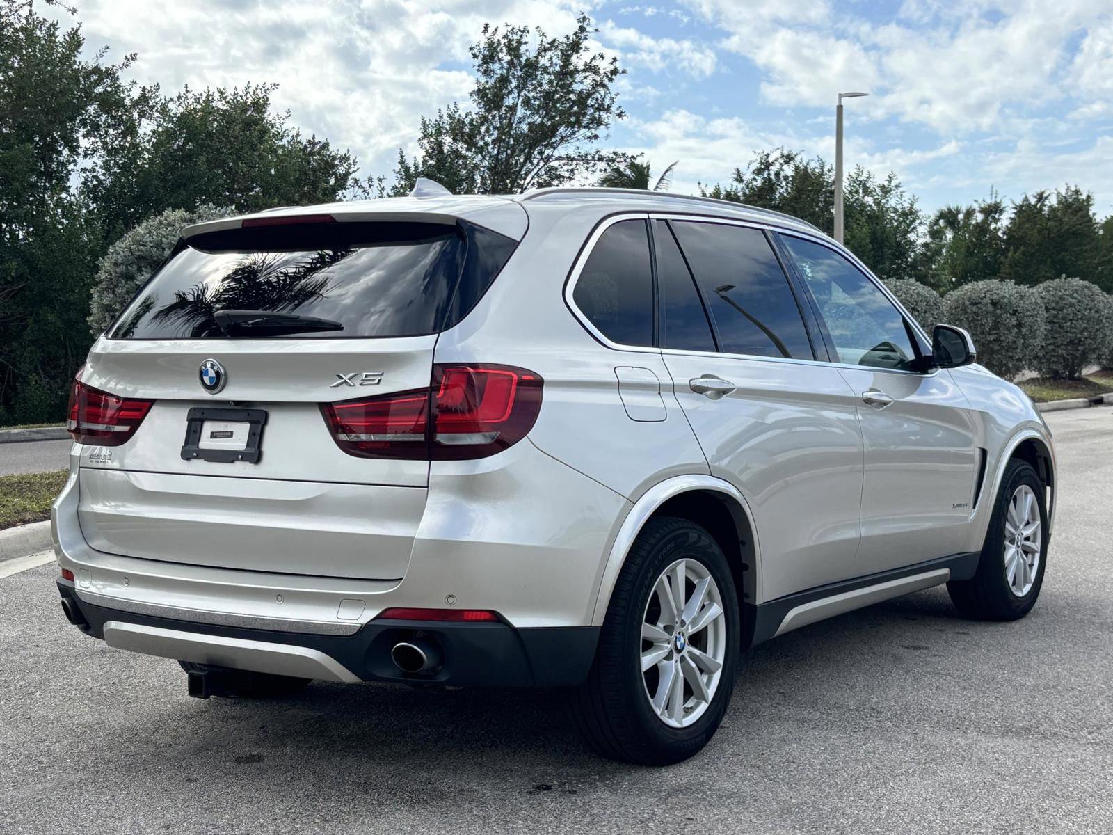 Used 2015 BMW X5 xDrive35i w/ Premium Package image 13