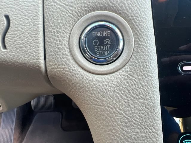 Used 2018 Ford Taurus Limited FWD image 13