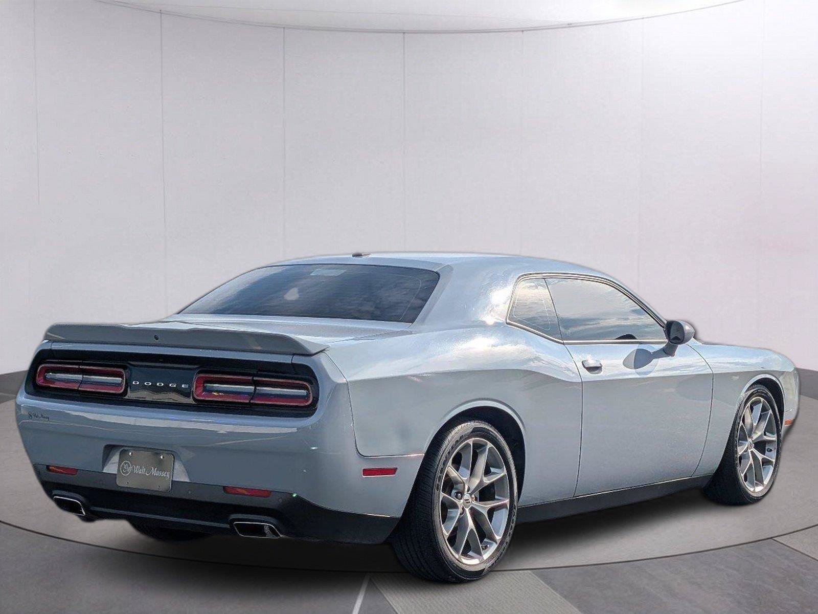 Used 2022 Dodge Challenger GT RWD image 7