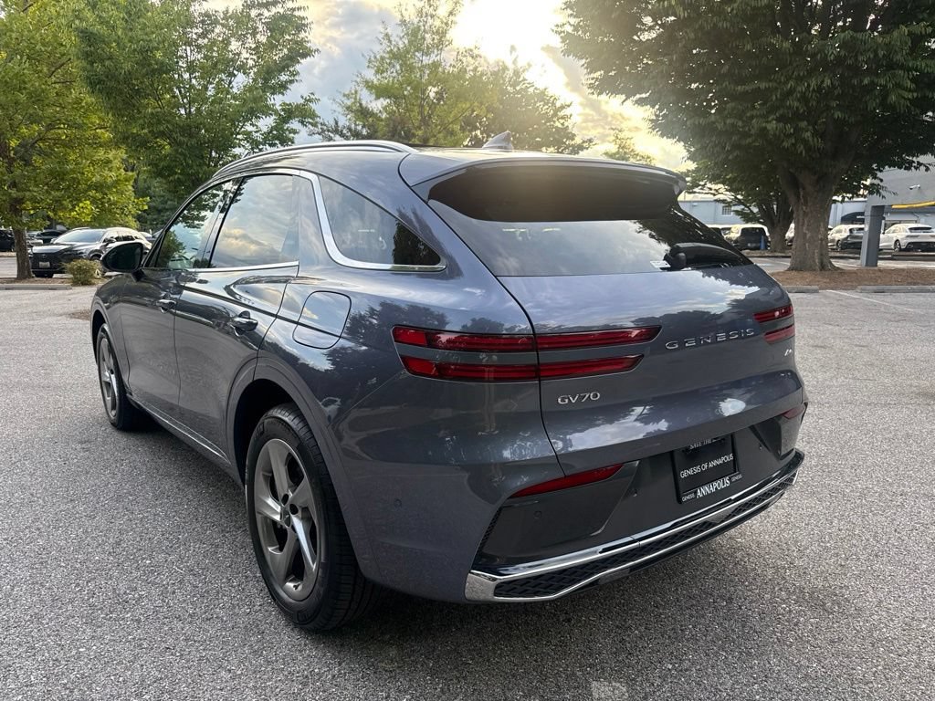 Used 2026 Genesis GV70 2.5T Advanced AWD/4WD image 8