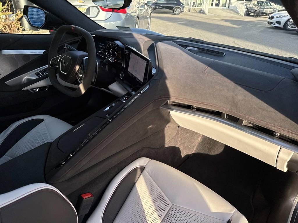 Used 2023 Chevrolet Corvette Stingray Premium Conv image 11