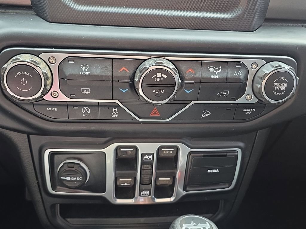 Used 2018 Jeep Wrangler Unlimited Sport S image 26