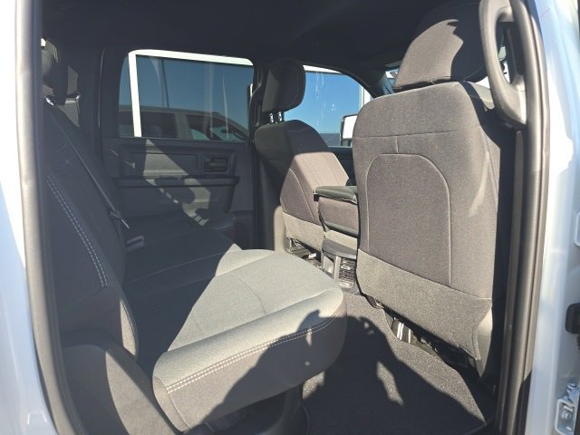 Used 2024 RAM 2500 Tradesman w/ Chrome Appearance Group image 5