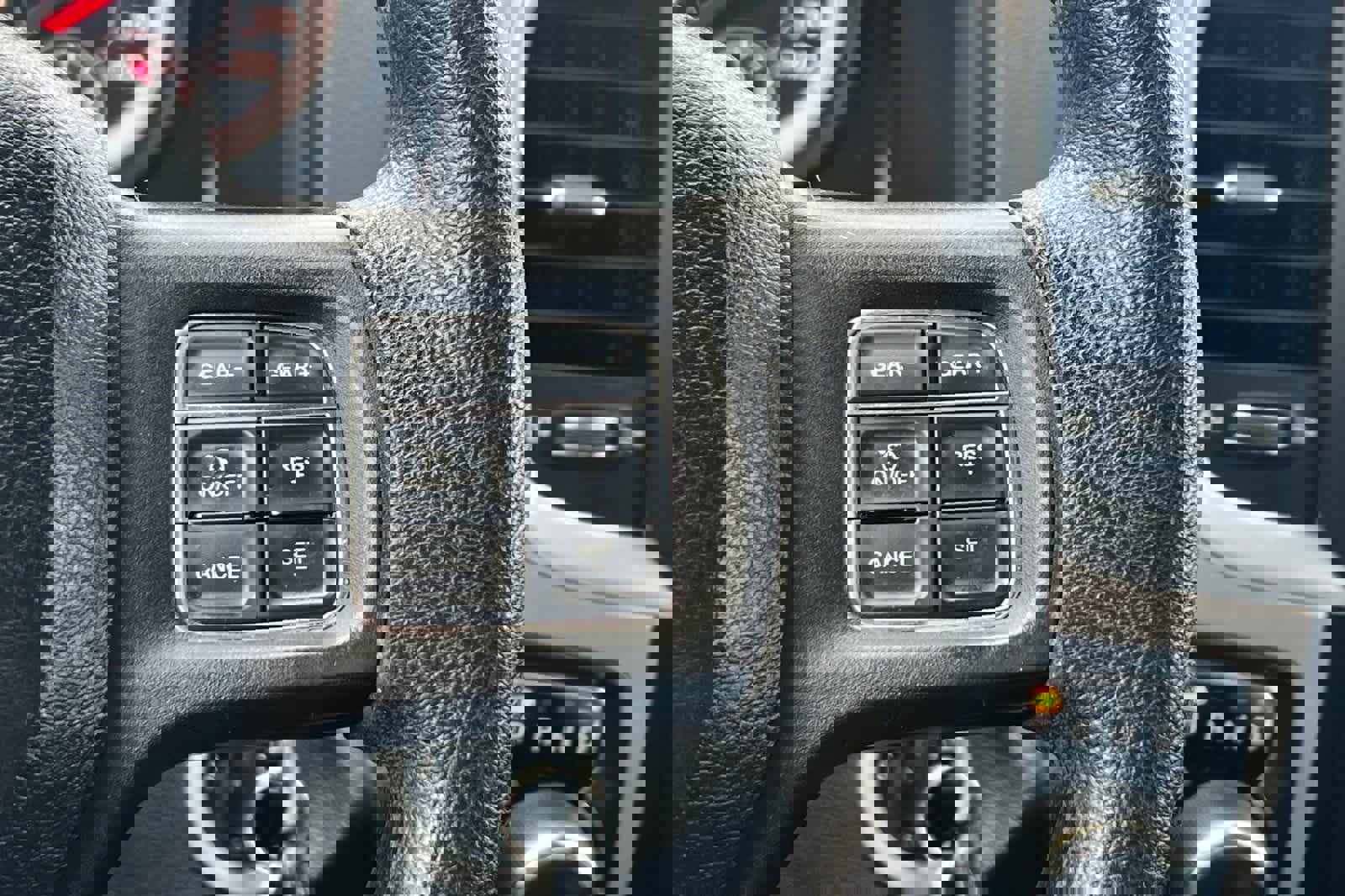 Used 2013 RAM 1500 Classic SLT w/ Remote Start & Security Group image 26