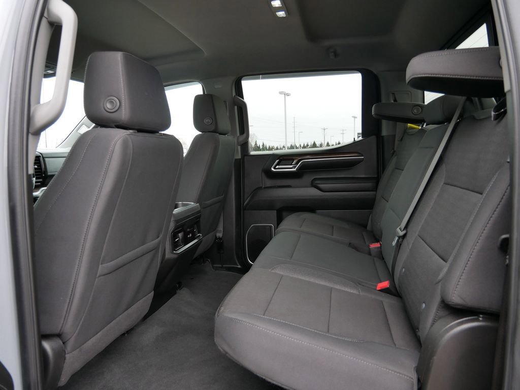 Used 2024 Chevrolet Silverado 1500 RST w/ Convenience Package II AWD/4WD image 16