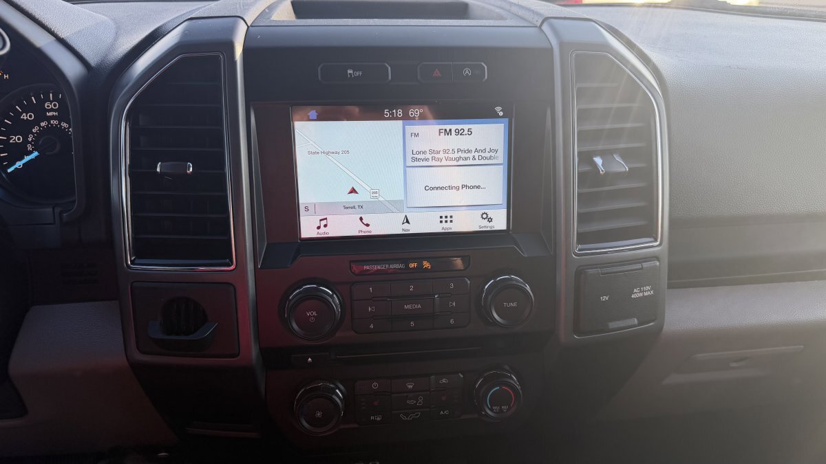 Used 2018 Ford F150 XLT w/ Equipment Group 302A Luxury image 19