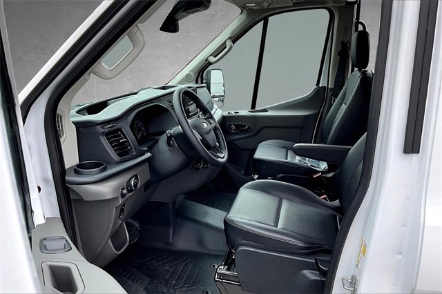 New 2025 Ford Transit 150 148 Medium Roof w/ Load Area Protection Package image 9