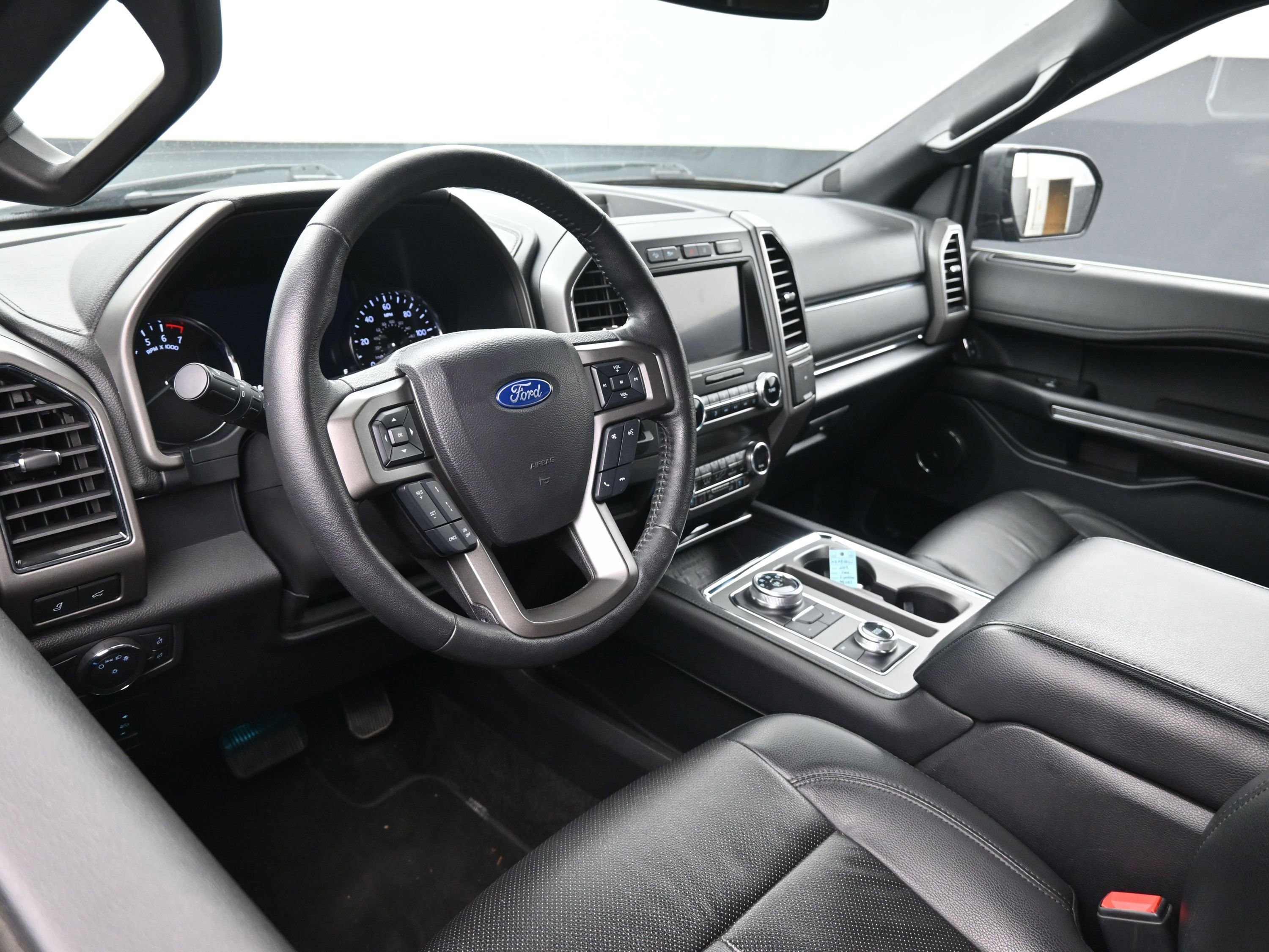 Used 2019 Ford Expedition XLT w/ Equipment Group 202A image 15