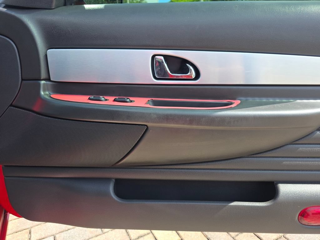 Used 2002 Ford Thunderbird RWD image 16