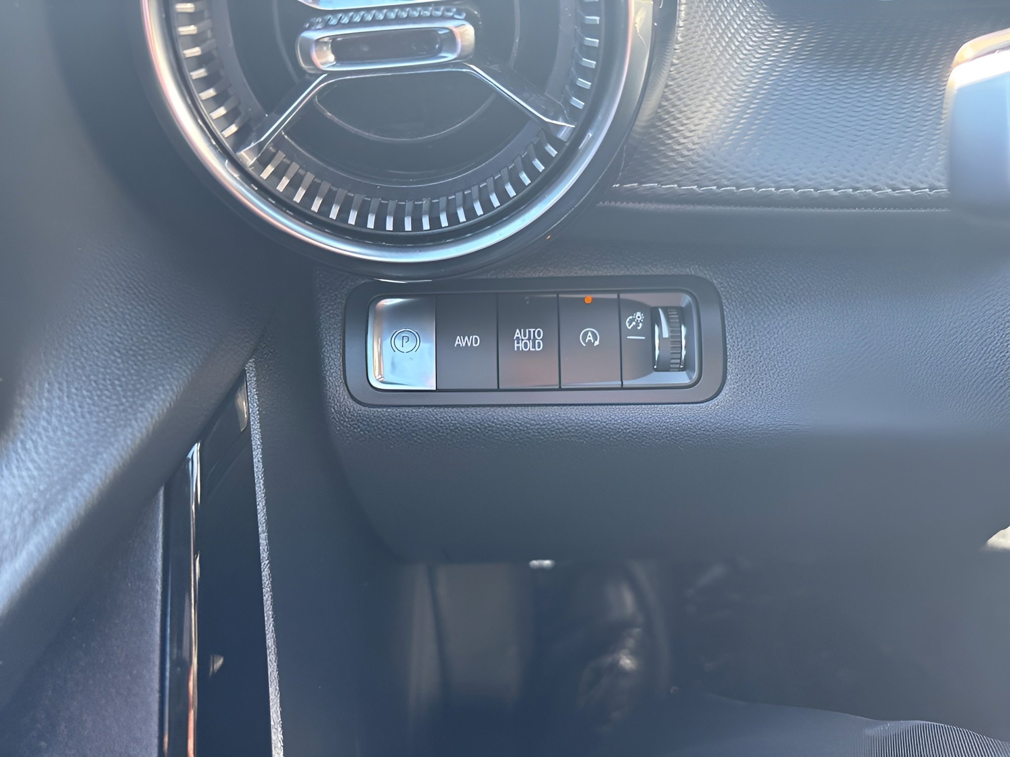 Certified 2025 Chevrolet Equinox LT AWD/4WD image 51