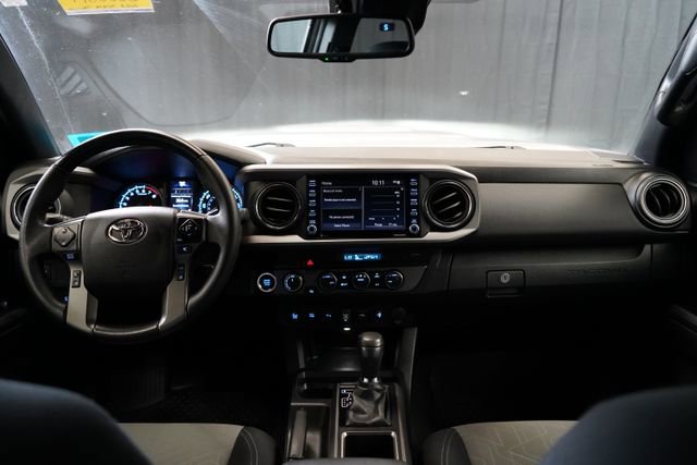 Used 2023 Toyota Tacoma TRD Sport w/ Technology Package AWD/4WD image 15