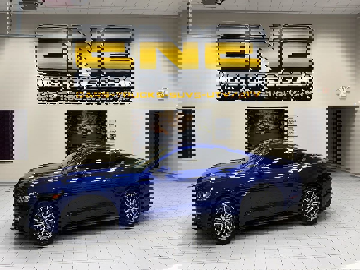 Used 2016 Ford Mustang GT image 6