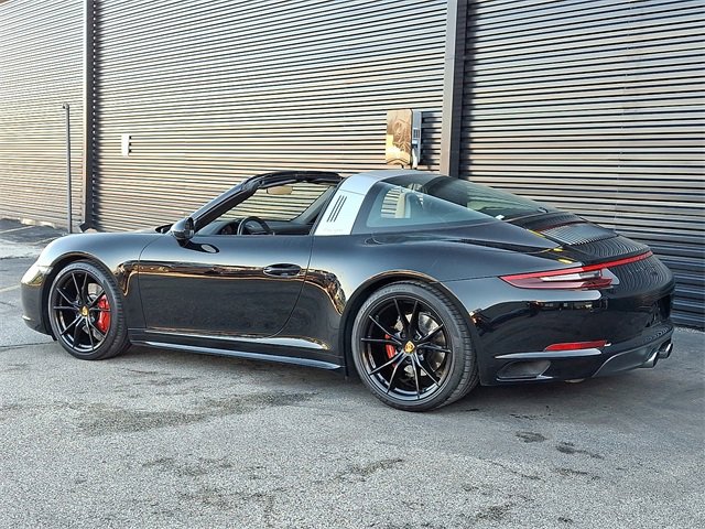 Used 2017 Porsche 911 Targa 4S image 3