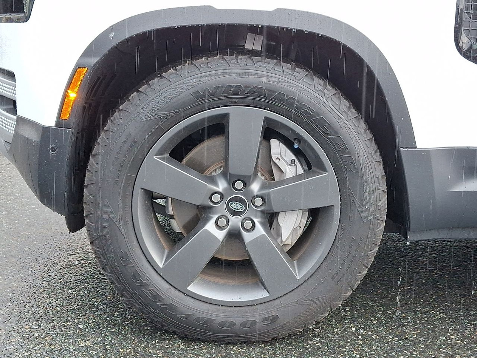 Certified 2025 Land Rover Defender 110 S AWD/4WD image 16