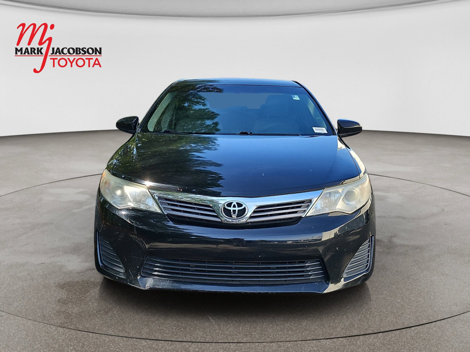 Used 2012 Toyota Camry FWD image 2