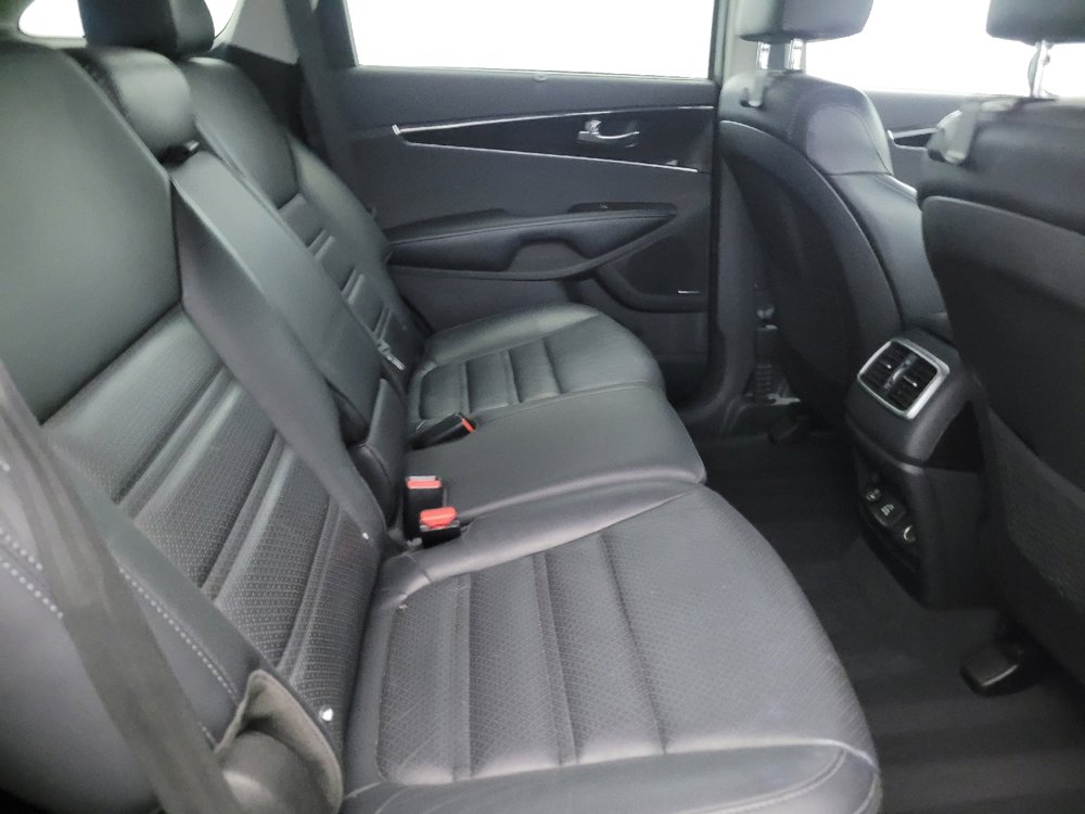 Used 2019 Kia Sorento EX w/ EX Touring Package image 19