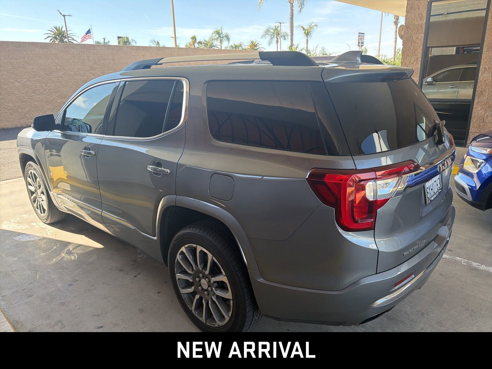Used 2021 GMC Acadia Denali w/ Trailering Package AWD/4WD image 6