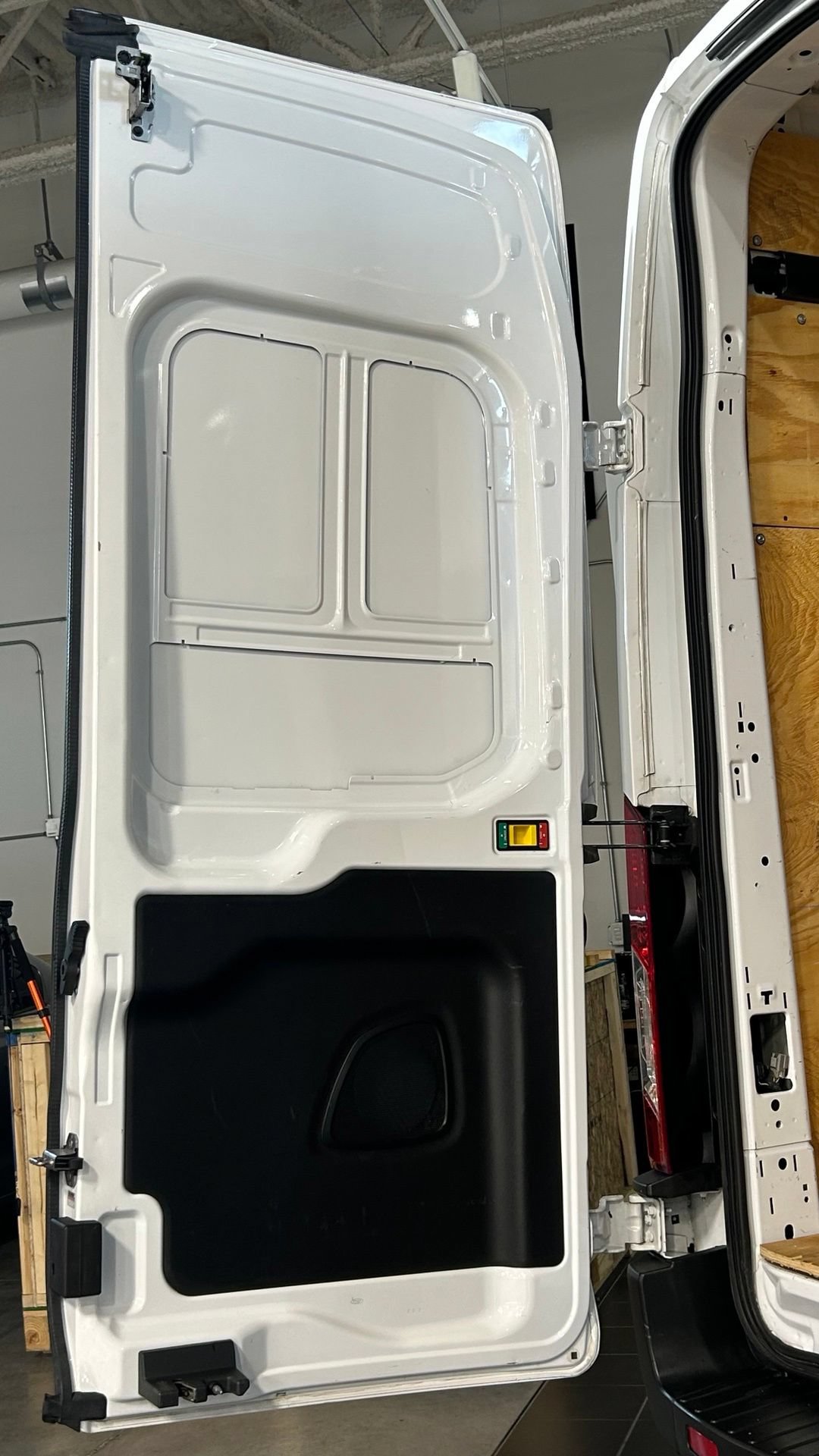 Used 2022 Ford Transit 350 148 High Roof Extended AWD image 28