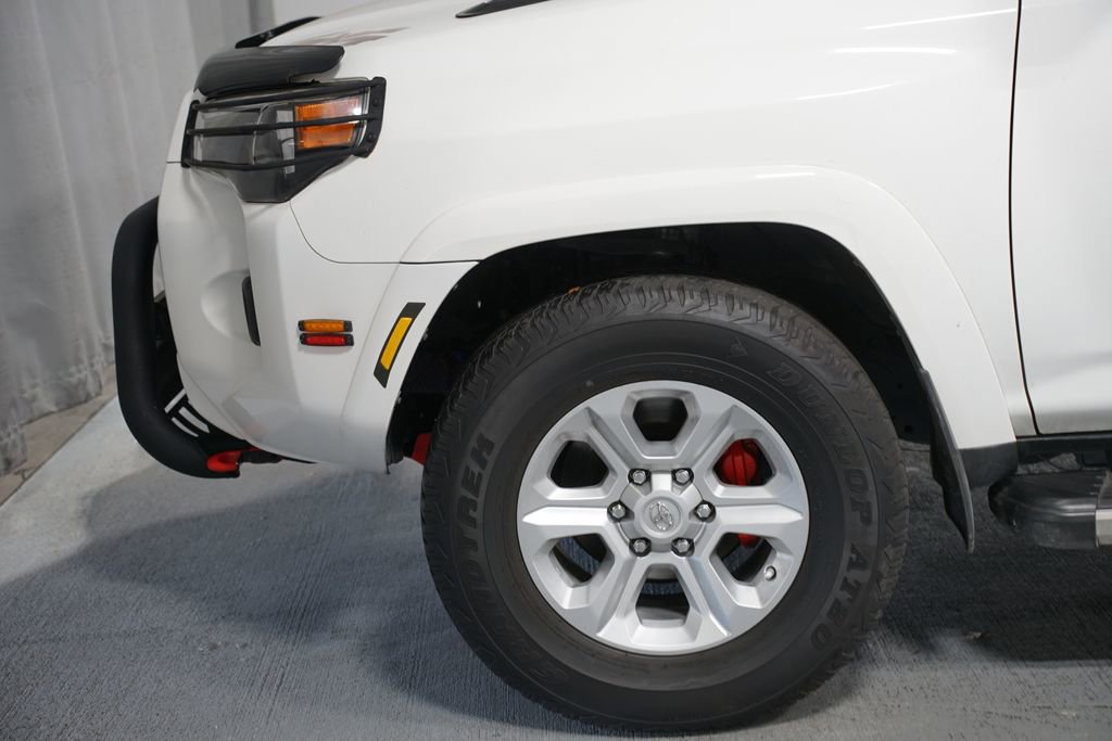 Used 2021 Toyota 4Runner SR5 Premium image 5