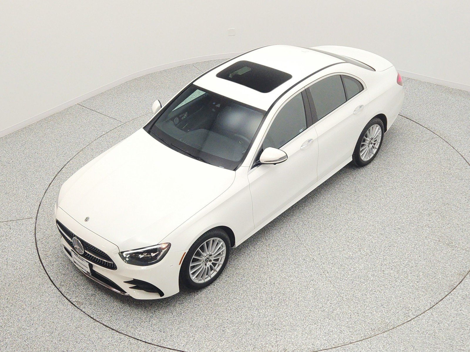 Used 2022 Mercedes-Benz E 350 Sedan image 23