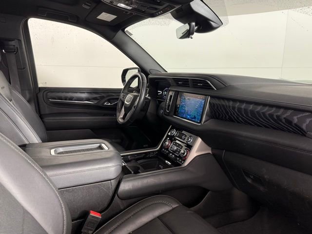 Used 2023 GMC Yukon Denali w/ Denali Reserve Package image 35