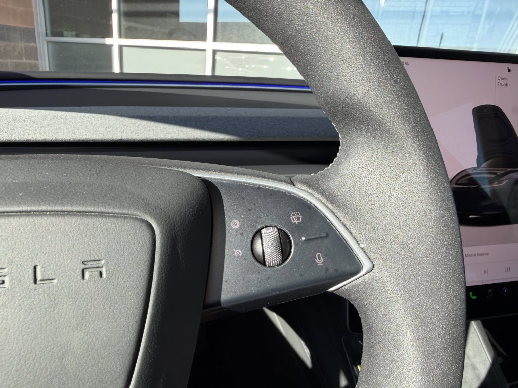 Used 2024 Tesla Model 3 image 33