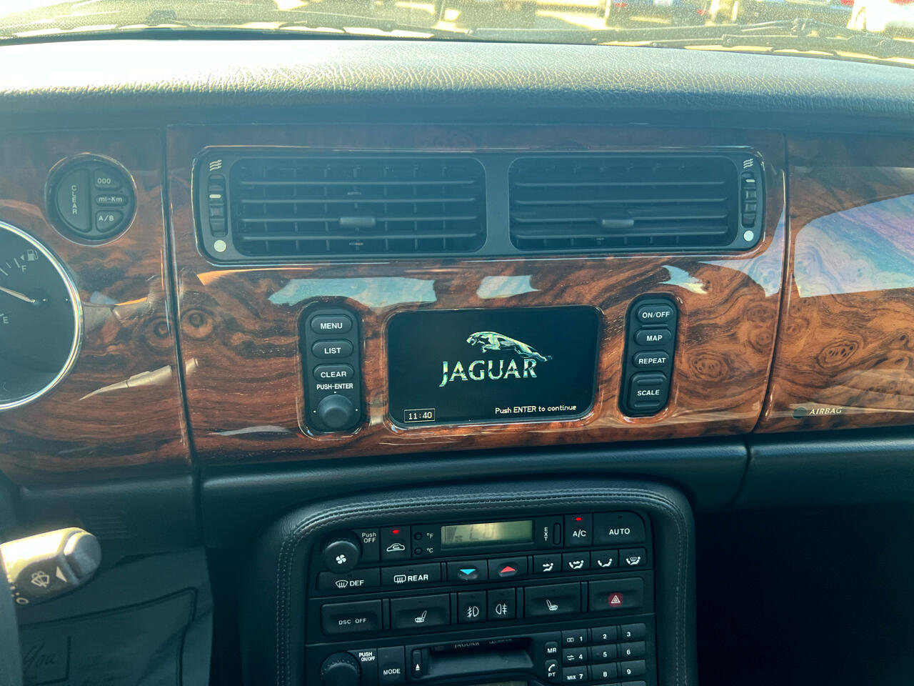 Used 2006 Jaguar XK8 Coupe image 51