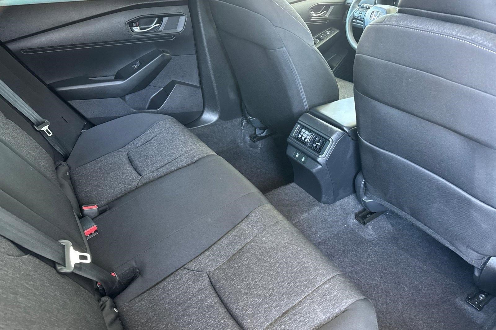 Certified 2025 Honda Accord LX image 29