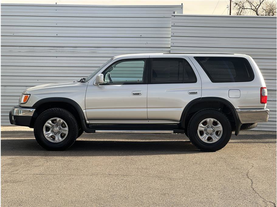 Used 2000 Toyota 4Runner SR5 image 13