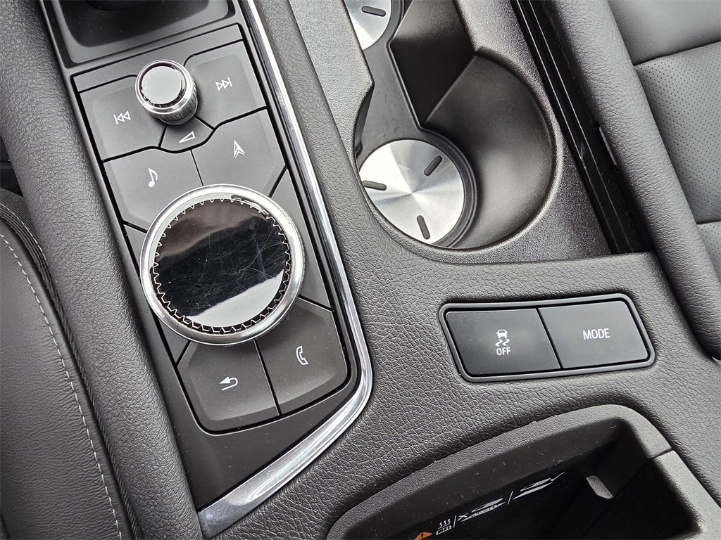 Used 2023 Cadillac XT6 Sport w/ Technology Package image 26