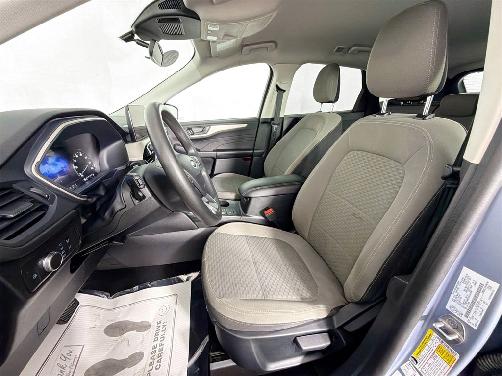 Used 2022 Ford Escape SE image 18