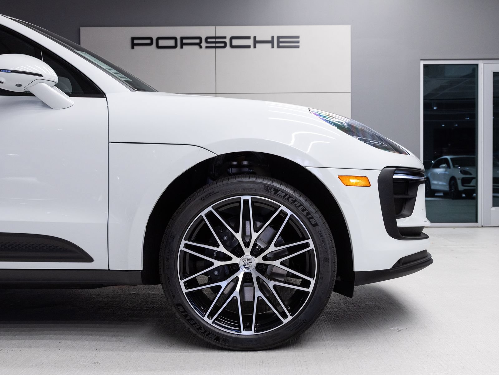 New 2026 Porsche Macan AWD/4WD image 11
