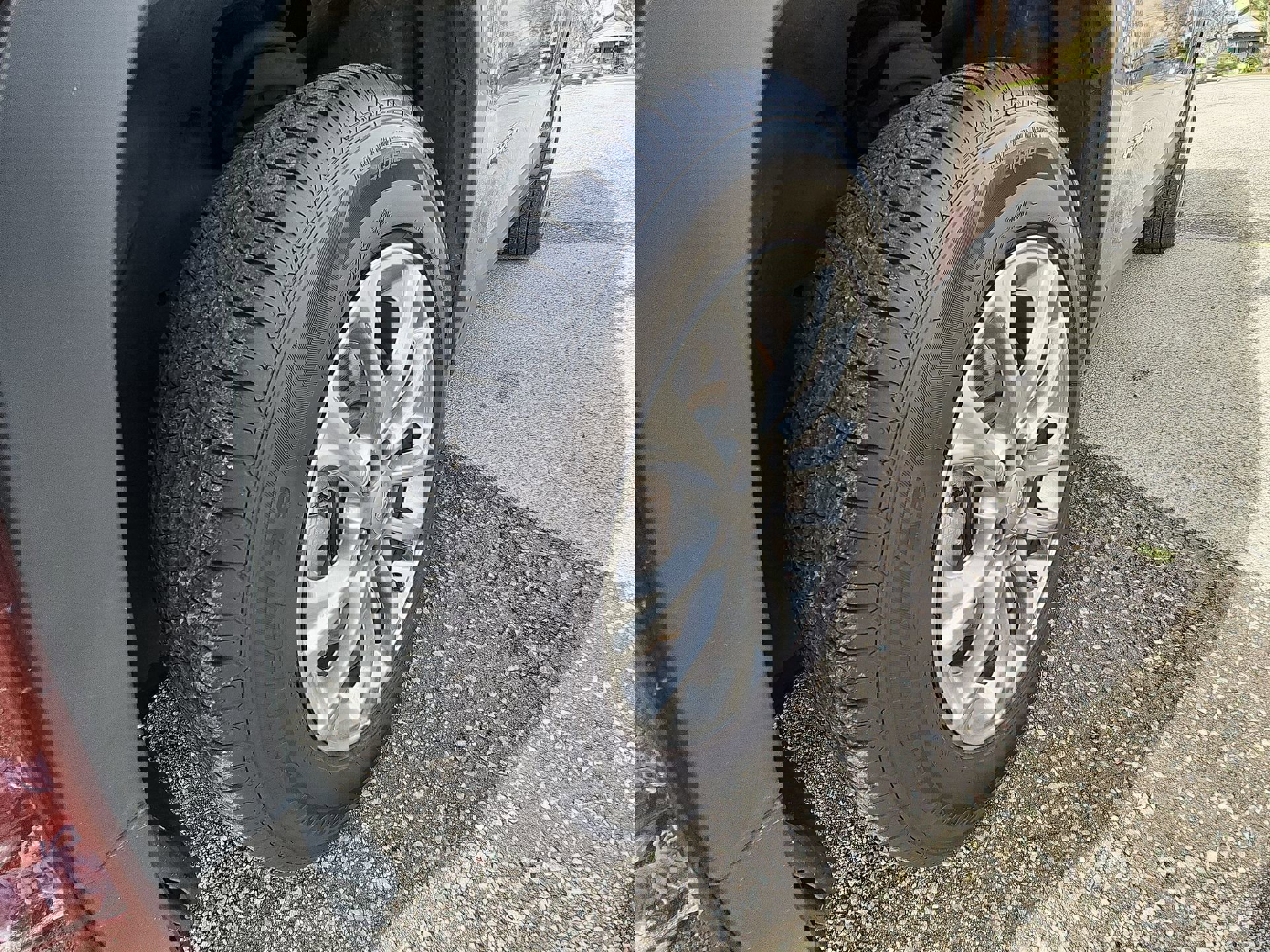 Certified 2019 Jeep Cherokee Latitude Plus image 18