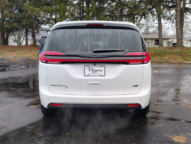 New 2026 Chrysler Pacifica Select AWD/4WD image 37