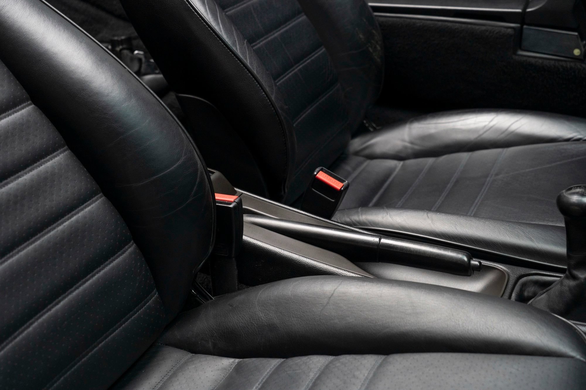 Used 1991 Porsche 911 Carrera RWD image 38