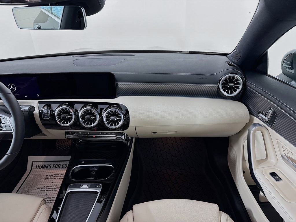 Used 2025 Mercedes-Benz CLA 250 4MATIC image 21