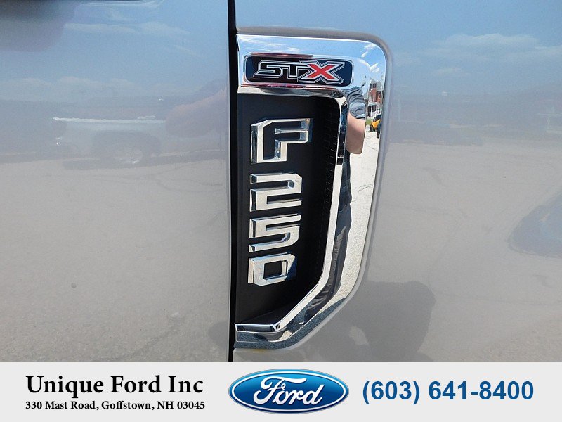 Used 2020 Ford F250 XL w/ STX Appearance Package AWD/4WD image 11