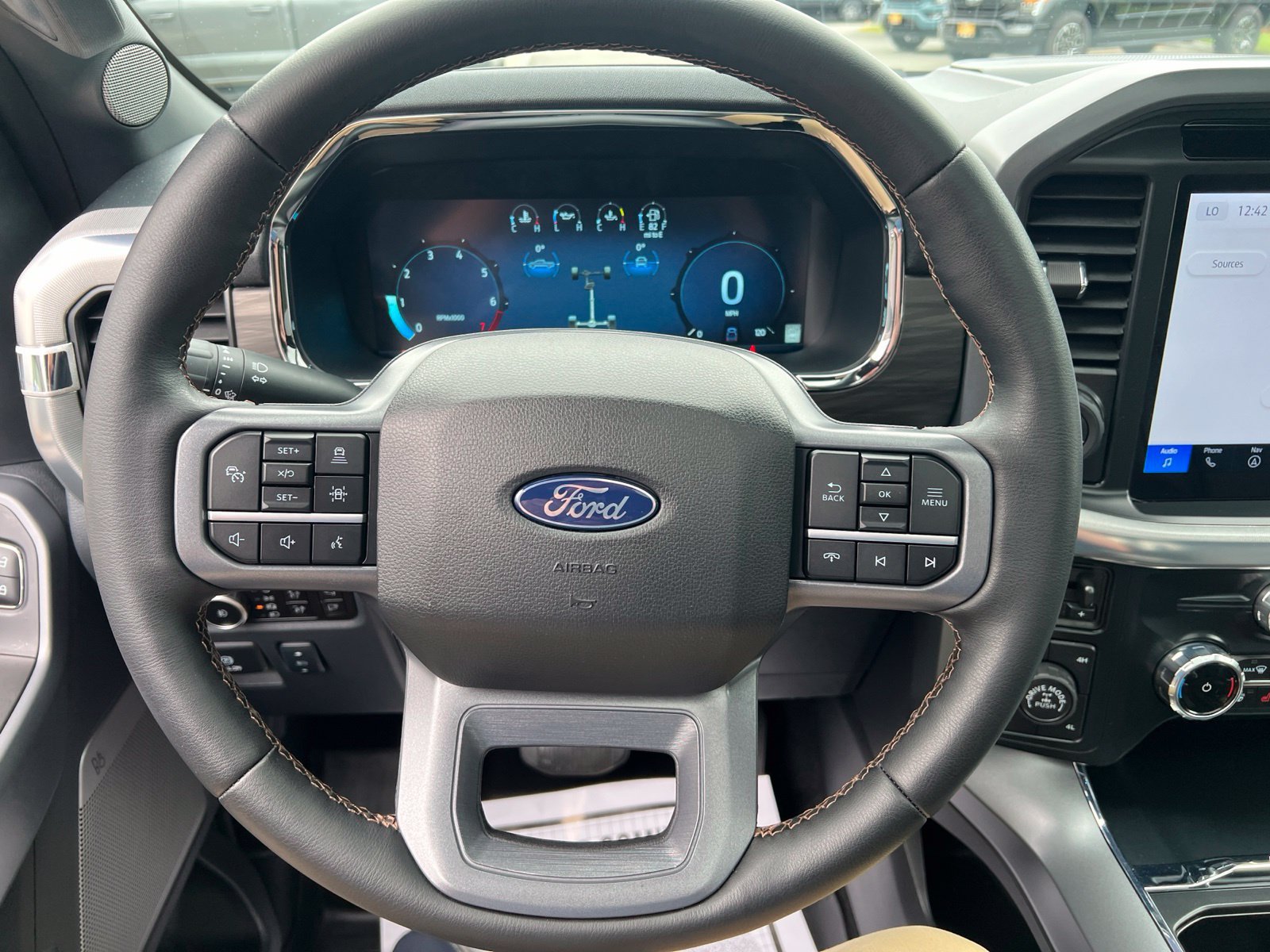 Used 2025 Ford F150 Lariat w/ Equipment Group 501A Mid AWD/4WD image 22